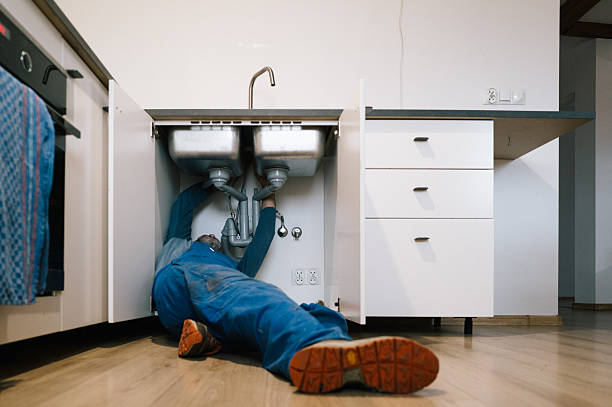 Professional Pipe Repair technician working in Lusby, MD
